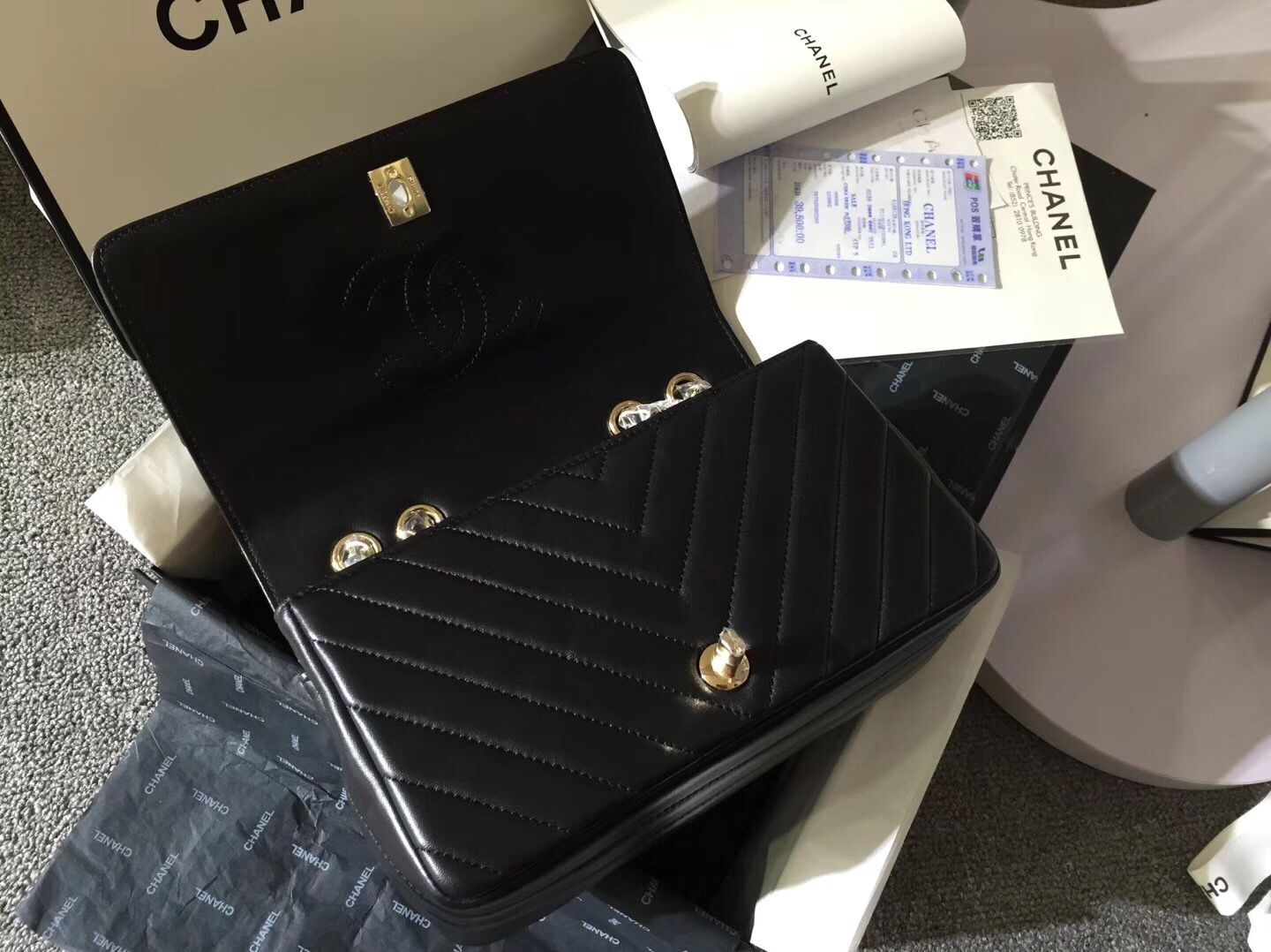 CHANEL Flap Bag Calfskin & Gold-Tone Metal A91588 black 
