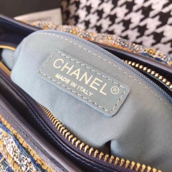 Chanel Tweed/Calfskin Gabrielle Medium Hobo Bag A93824 Multicolor/Blue 2018 Collection