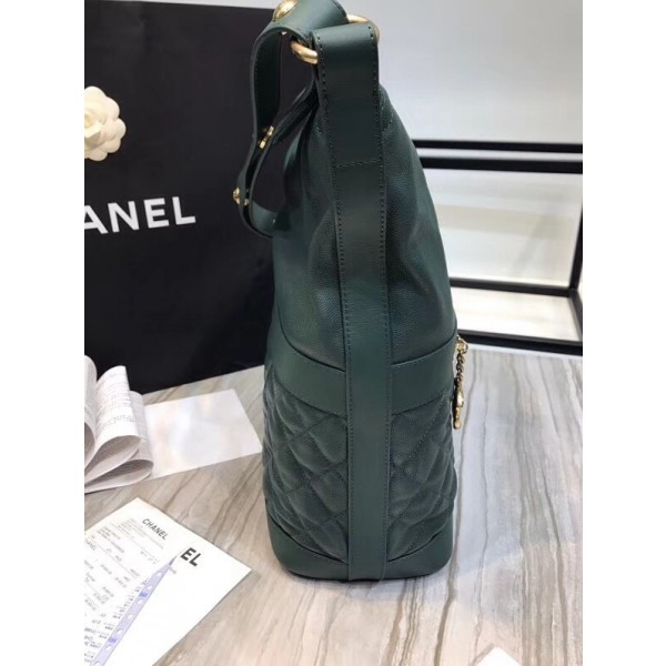 Chanel Grined Calfskin Hobo Handbag A57966 Green 2018 Collection