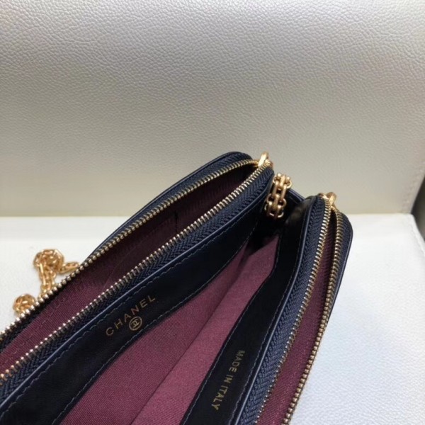 Chanel 2.55 Reissue Aged Calfskin Clutch with Chain Bag A70953 Charms 2018