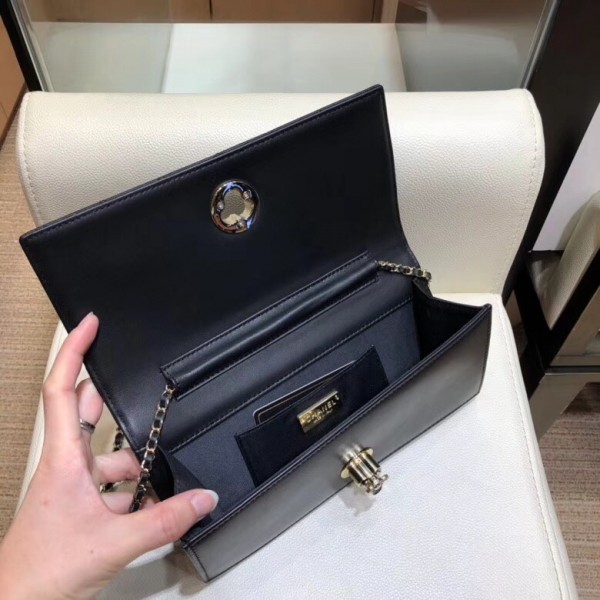 Chanel Camellia Logo Lambskin Chain Clutch Bag A94575 Black 2018