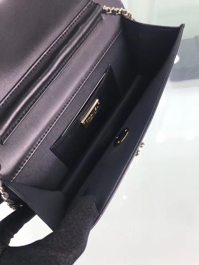 CHANEL Clutch Lambskin & Gold-Tone Metal A94575 Black 