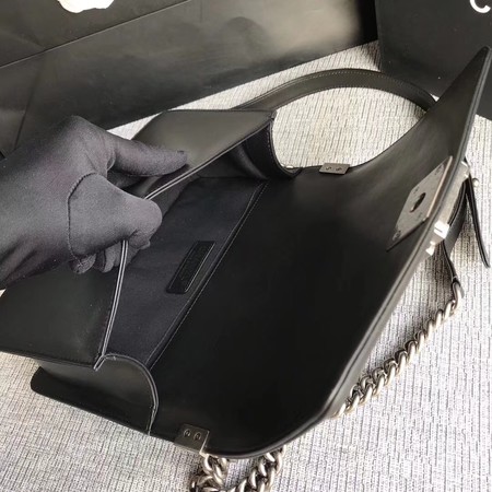 Boy Chanel Flap Bag Original Chevron Leather A67086V Black 