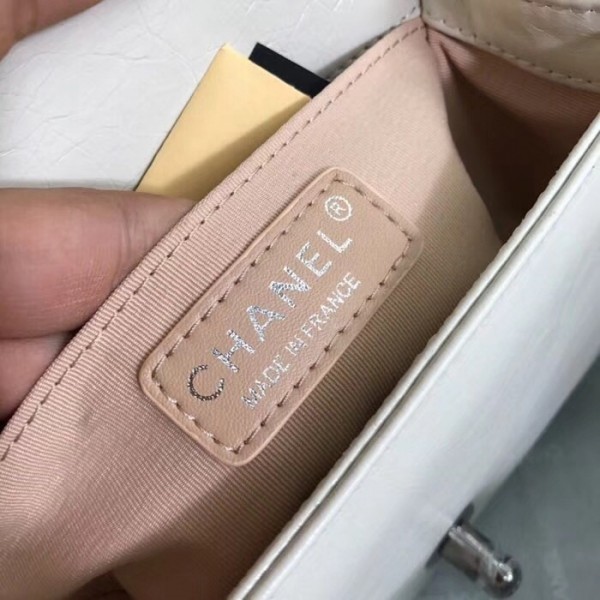 Chanel Crumpled Calfskin Small Boy Chanel Bag A67085 Ivory 2018(Silver-Tone Metal) Collection