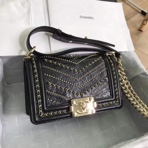 Chanel Crumpled Calfskin Small Boy Chanel Bag A67085 Black 2018(Gold-Tone Metal) Collection