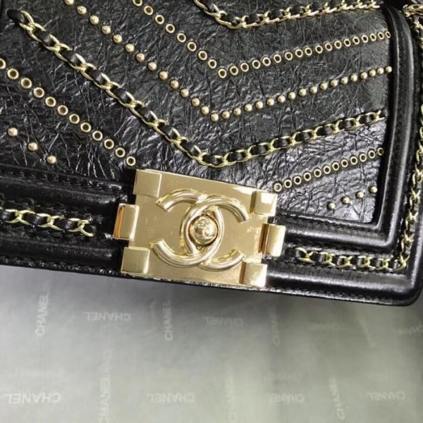 Chanel Crumpled Calfskin Small Boy Chanel Bag A67085 Black 2018(Gold-Tone Metal) Collection