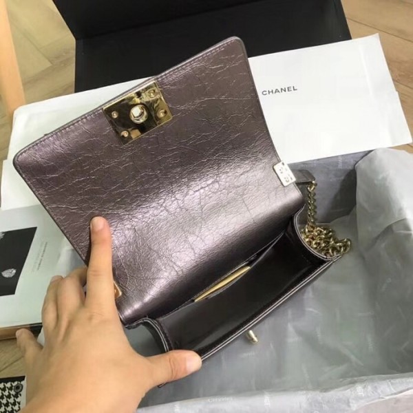 Chanel Metallic Crumpled Calfskin Small Boy Chanel Bag A67085 2018(Gold-Tone Metal) Collection