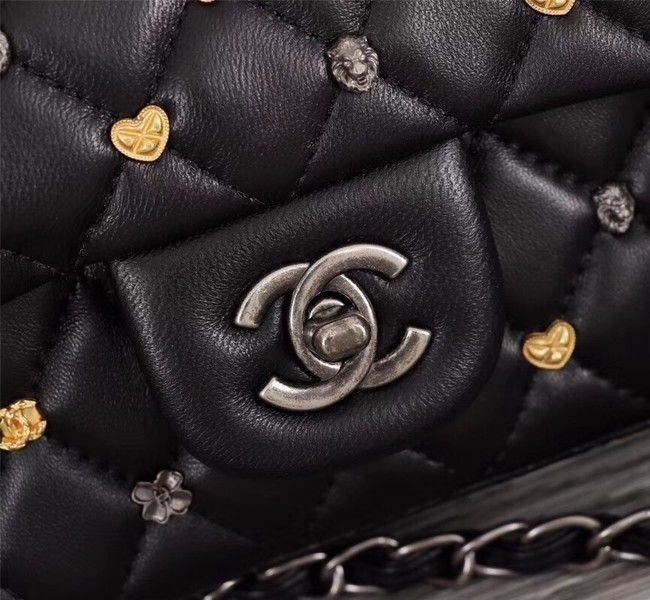 Chanel Classic Sheepskin Leather cross-body bag A1116 black silver-Tone Metal 