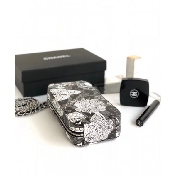 Chanel Printed Lambskin Clutch with Chain Black 2018 Collection