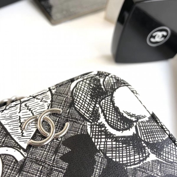 Chanel Printed Lambskin Clutch with Chain Black 2018 Collection