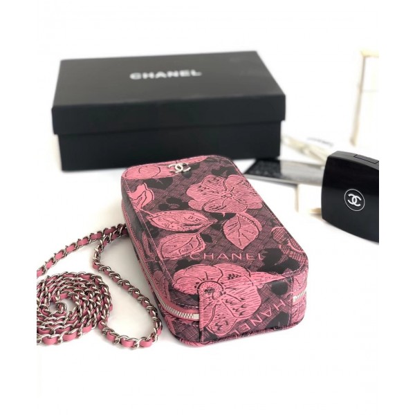 Chanel Printed Lambskin Clutch with Chain Pink 2018 Collection