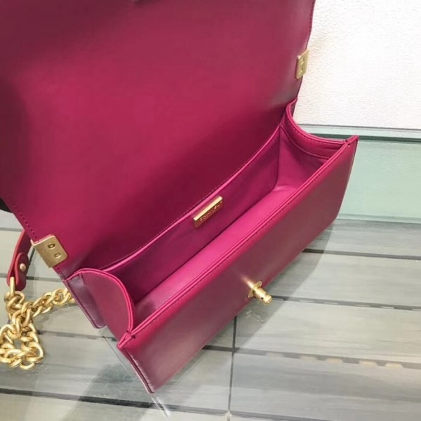 Chanel Boy Orylag Old Medium Flap Bag Burberrygundy 2018 Collection
