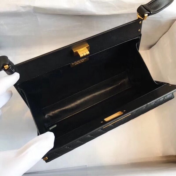 Chanel Chevron Calfskin Reissue Clutch Bag Black F/W 2018 Collection