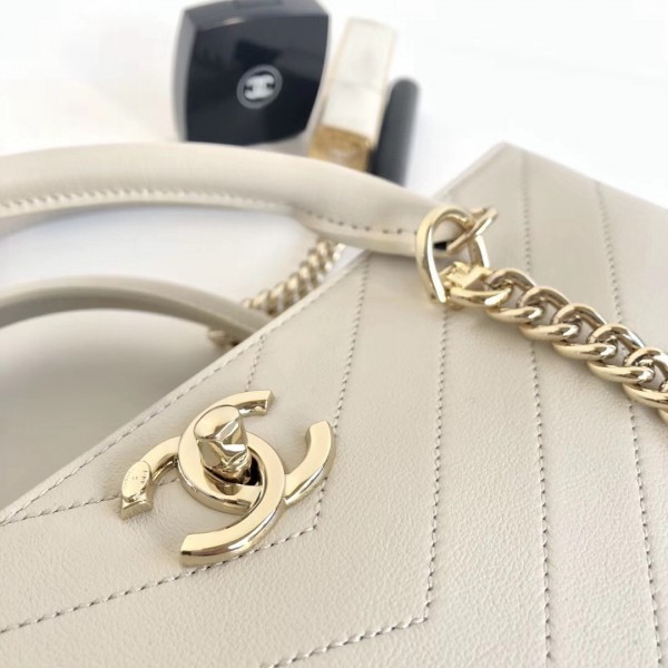 Chanel Coco Chevron Calfskin Large Shopping Bag A57553 White 2018 Collection