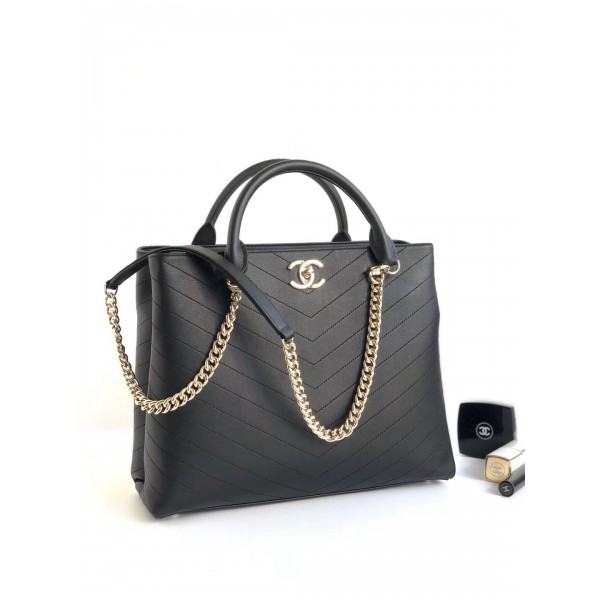 Chanel Coco Chevron Calfskin Large Shopping Bag A57553 Black 2018 Collection