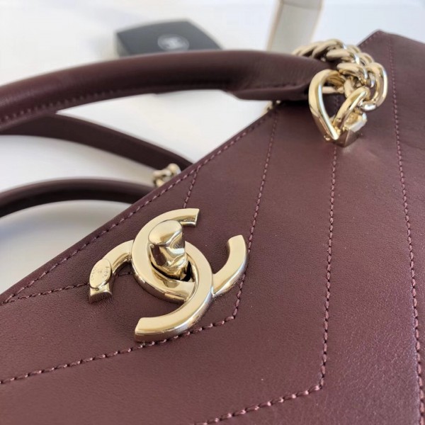 Chanel Coco Chevron Calfskin Large Shopping Bag A57553 Burberrygundy 2018 Collection