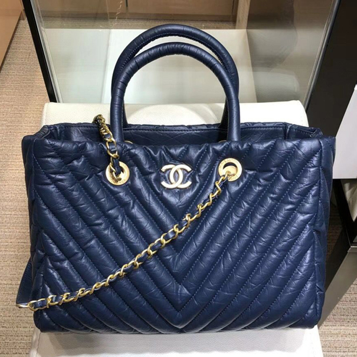 Chanel Chevron Aged Calfskin Large Shopping Bag A57974 Navy Blue 2018