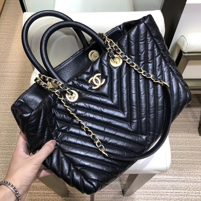 Chanel Chevron Aged Calfskin Large Shopping Bag A57974 Black 2018