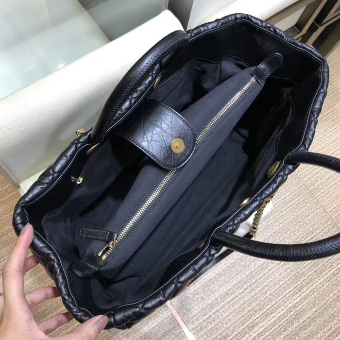 Chanel Quilting Aged Calfskin Large Shopping Bag A93525 Black 2018