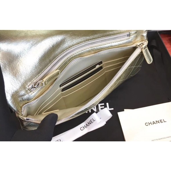 Chanel Metallic Crumpled Goatskin Chanel 31 Pouch Clutch A70521 Gold 2019