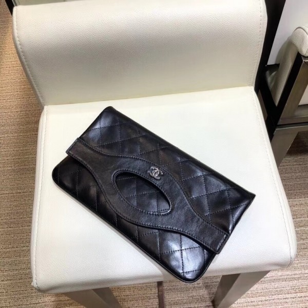 Chanel Calfskin Chanel 31 Pouch Clutch A70520 Black 2019