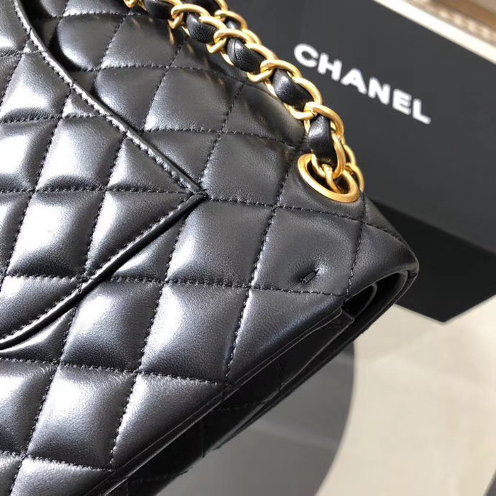 Chanel 18K Charms Medium Classic Flap Bag A01112 Black Gold 2018