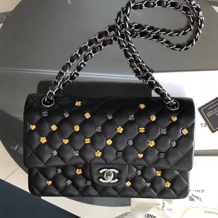 Chanel 18K Charms Medium Classic Flap Bag A01112 Black Silver 2018