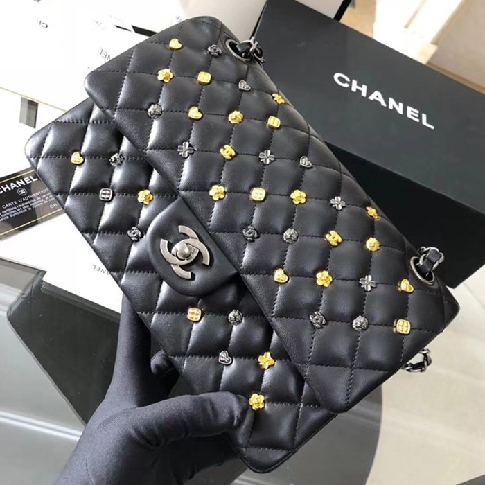 Chanel 18K Charms Medium Classic Flap Bag A01112 Black Silver 2018