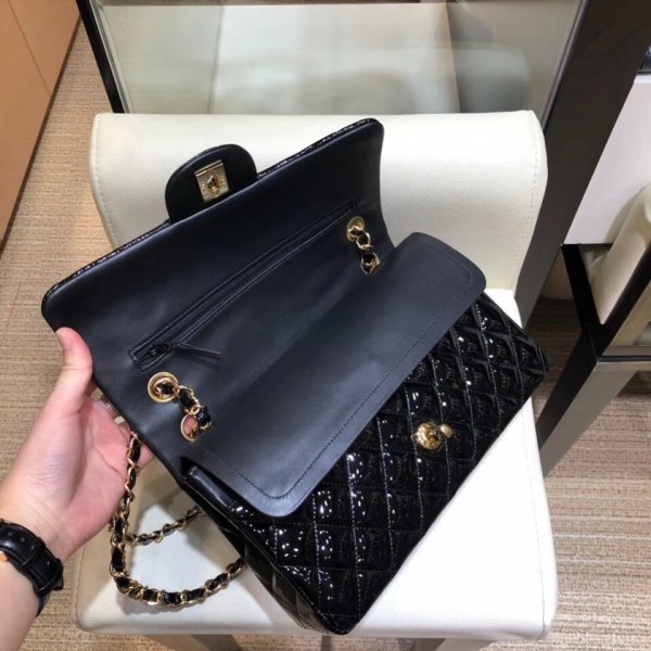 Chanel Classic Flap Medium Bag Black in Patent Leather with Gold Hardware