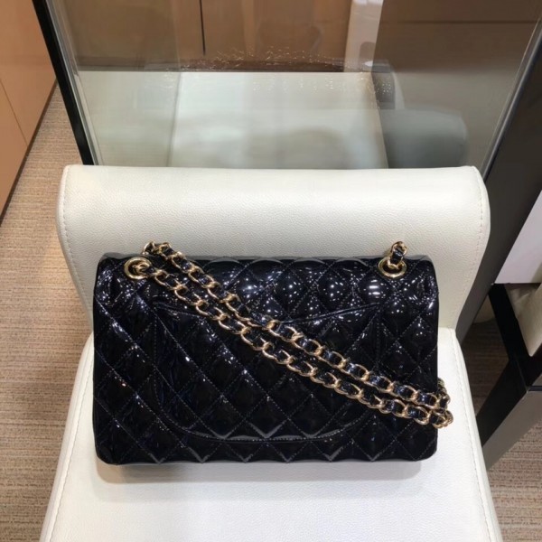 Chanel Classic Flap Medium Bag Black in Patent Leather with Gold Hardware