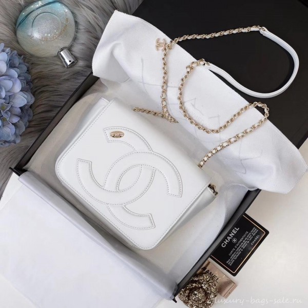 Chanel Lambskin CC Logo Flap Bag AS0321 White 2019