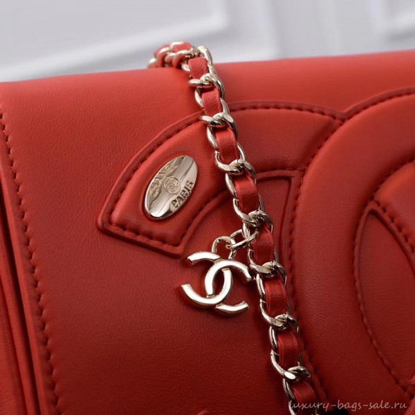 Chanel Lambskin CC Logo Flap Bag AS0321 Red 2019