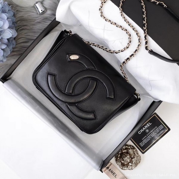 Chanel Lambskin CC Logo Flap Bag AS0321 Black 2019