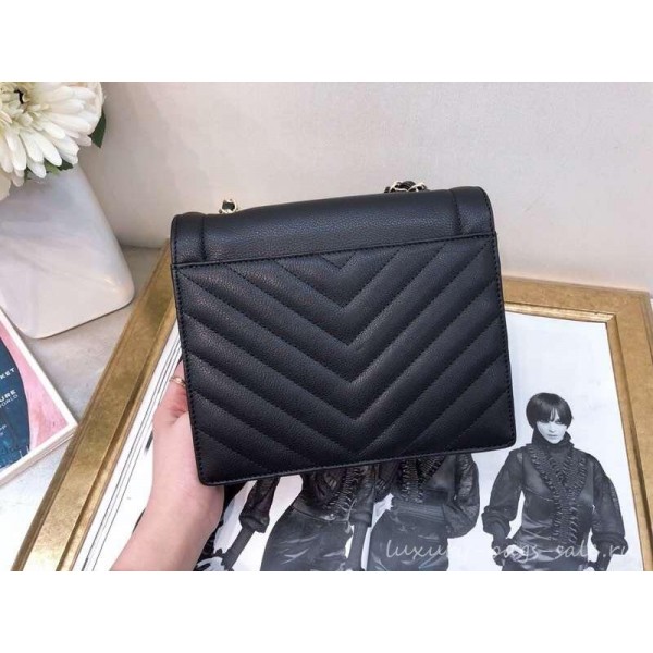 Chanel Chevron Medium Flap Bag AS0025 Black 2019
