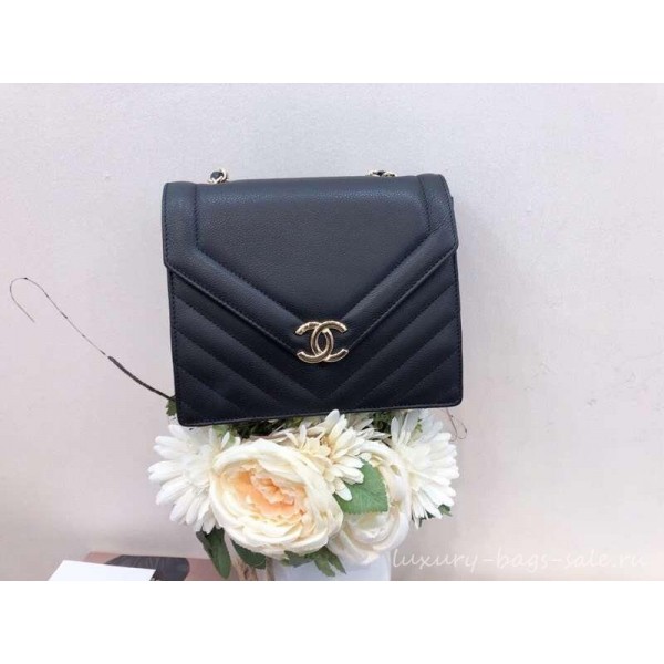 Chanel Chevron Medium Flap Bag AS0025 Black 2019