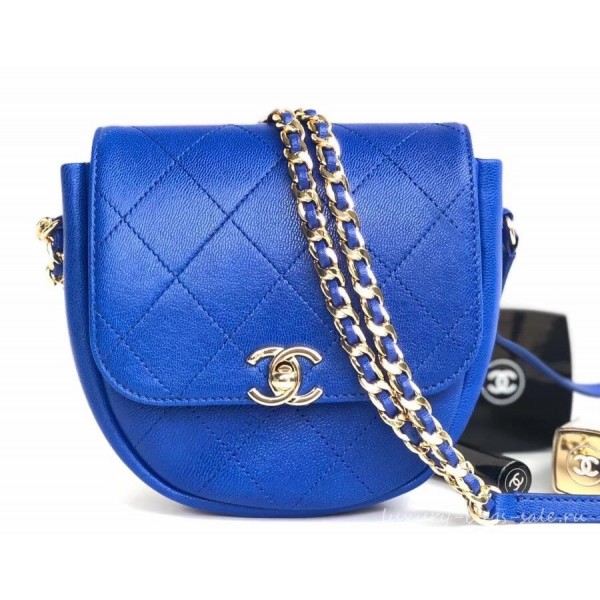 Chanel Casual Trip Messenger Flap Bag AS0143 Blue 2019