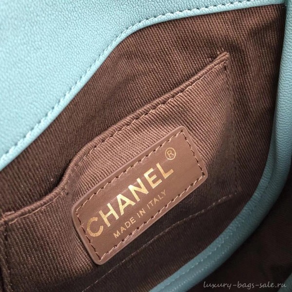 Chanel Casual Trip Messenger Flap Bag AS0143 Light Green 2019