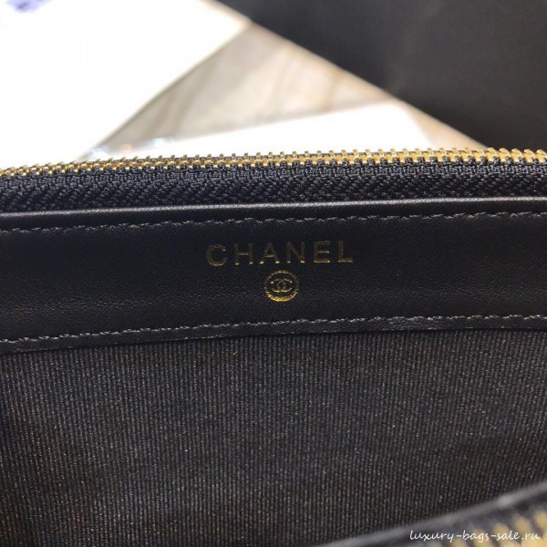 Chanel Classic Clutch with Chain Grained Calfskin & gold-Tone Metal A84450 apricot