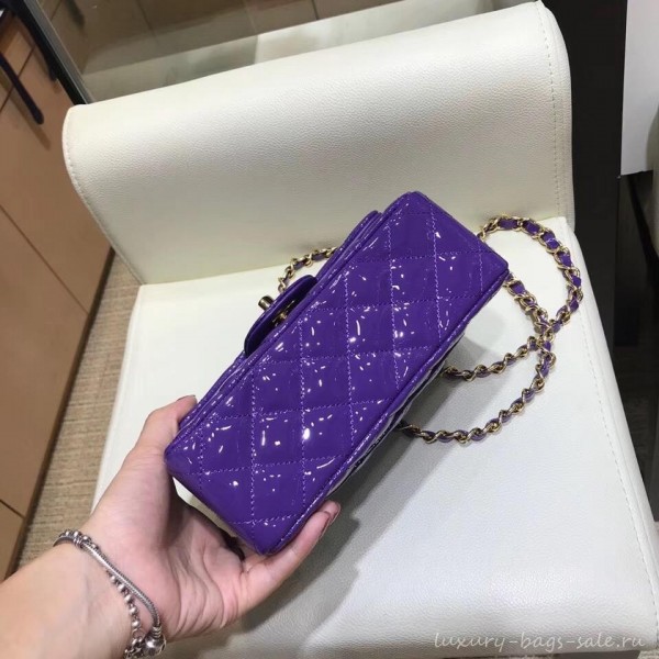 Chanel Classic Flap Small Bag A1116 purple in Patent Leather with gold Hardware