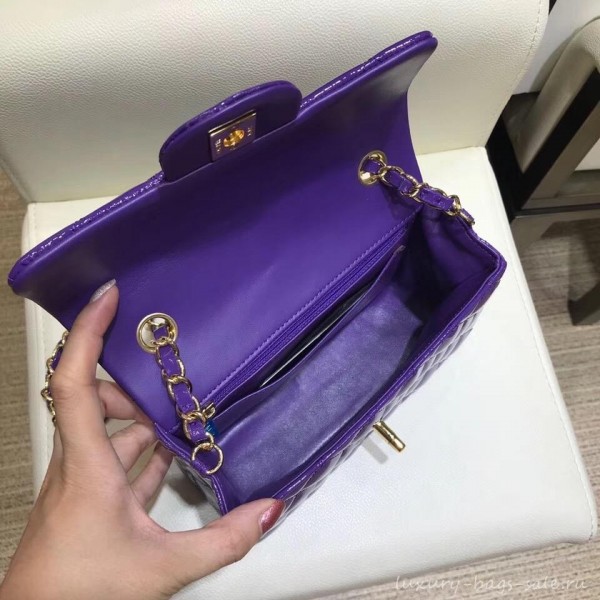 Chanel Classic Flap Small Bag A1116 purple in Patent Leather with gold Hardware