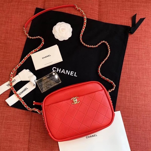 Chanel Casual Trip Medium Camera Case Bag AS0140 Red 2019