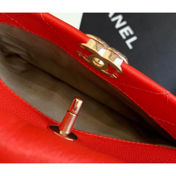 Chanel Casual Trip Medium Camera Case Bag AS0140 Red 2019