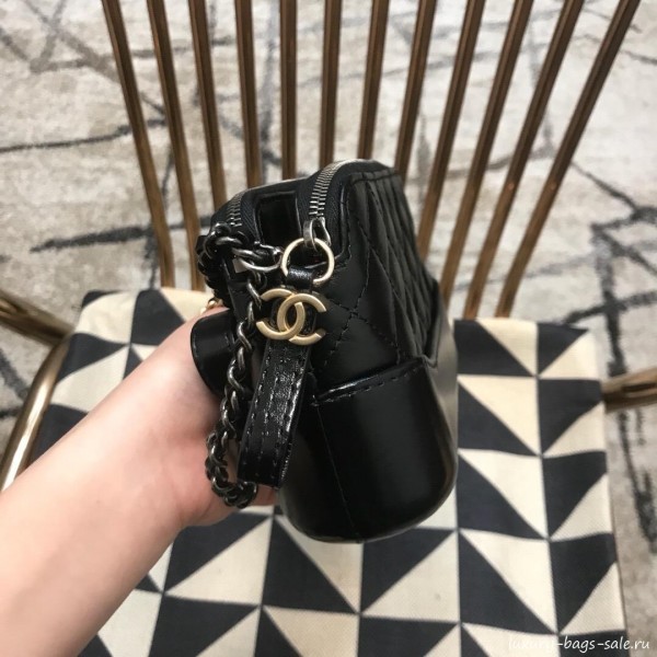 Chanel Gabrielle Clutch on Chain/Mini Bag A94505 Black 2019 Collection