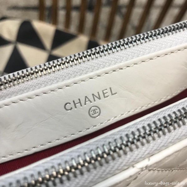 Chanel Gabrielle Clutch on Chain/Mini Bag A94505 White 2019 Collection