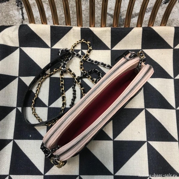 Chanel Gabrielle Clutch on Chain/Mini Bag A94505 Pink/Black 2019 Collection