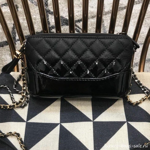 Chanel Gabrielle Clutch on Chain/Mini Bag in Grained Leather A94505 Black 2019 Collection