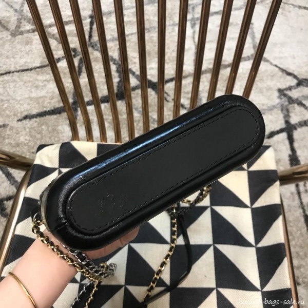 Chanel Gabrielle Clutch on Chain/Mini Bag A94505 Black/White Tweed 2019 Collection