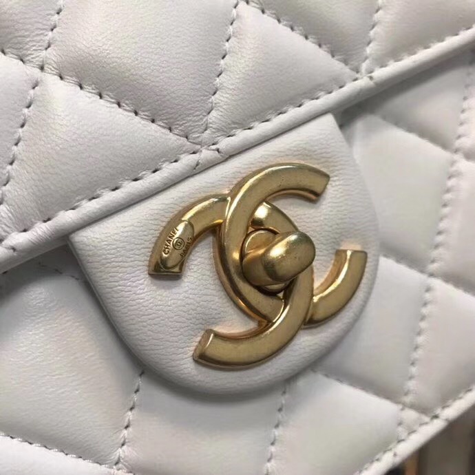 Chanel Flap Shoulder Bag Sheepskin Leather 77398 white 
