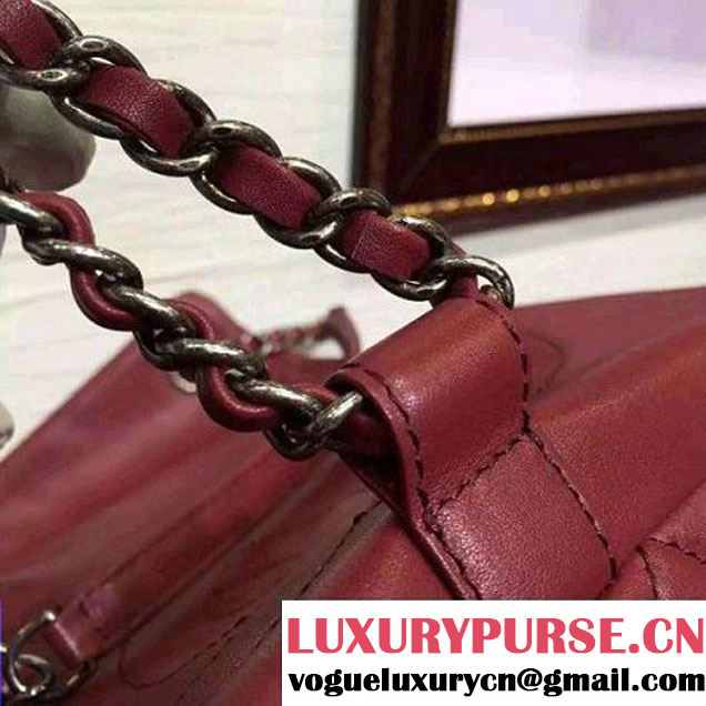 Chanel Small/Large Red Calfskin Backpack Pre Fall-Winter 2015 (2A136-080605 )