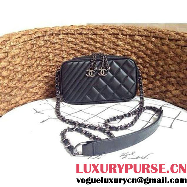 Chanel runway case bag in black (C2288 ) (C2288 )